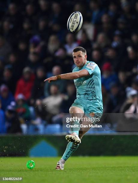 Joe Simmonds of Exeter Chiefs kicks a conversion during the Heineken Champions Cup match between Exeter Chiefs and Glasgow Warriors at Sandy Park on...