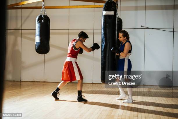 Women In Boxing 49,566 Winning Boxing Stock Photos, High-Res Pictures, and Images ...
