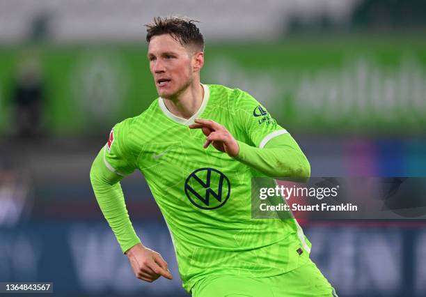 Wout Weghorst of Wolfsburg in action during the Bundesliga match between VfL Wolfsburg and Hertha BSC at Volkswagen Arena on January 15, 2022 in...