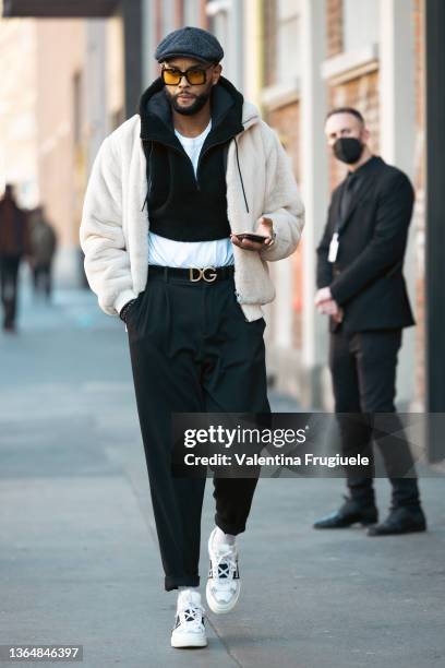 6,647 Dolce Gabbana Milan Menswear Autumn Photos and Premium High Res Pictures - Getty Images 6,647 Dolce Gabbana Milan Menswear Autumn Photos and Premium High Res Pictures - Getty Images