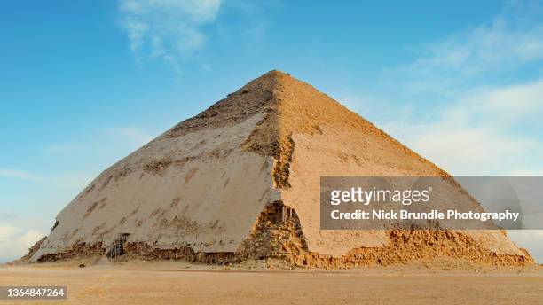 bent pyramid at dahshur, cairo, egypt. - limestone pyramids stock pictures, royalty-free photos & images
