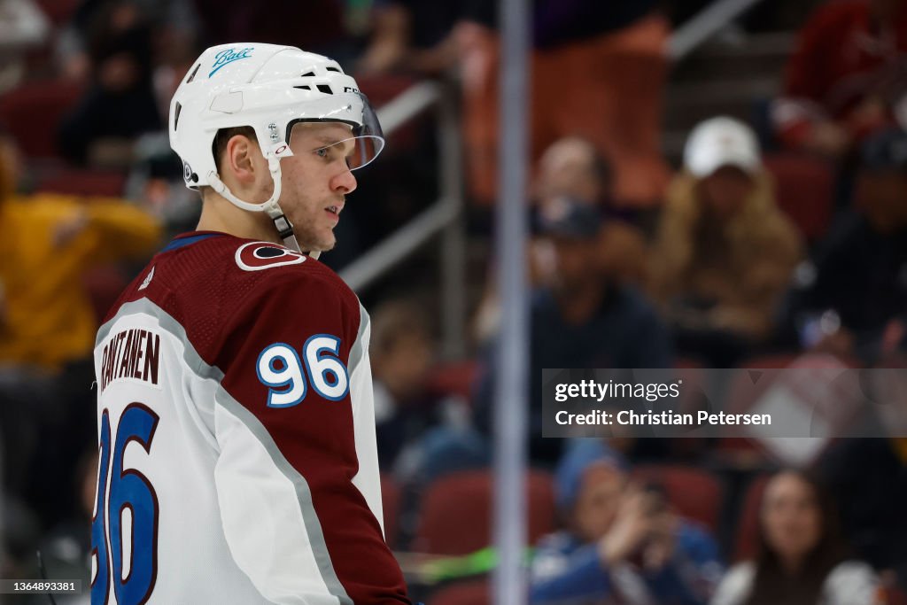 Colorado Avalanche v Arizona Coyotes