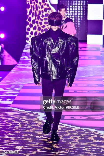 Model walks the runway during the Dolce & Gabbana Ready to Wear Fall/Winter 2022-2023 fashion show as part of the Milan Men Fashion Week on January...