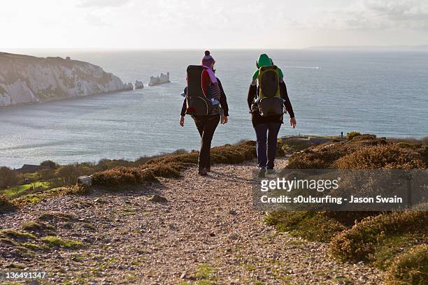 coastal walk - isle of wight stock pictures, royalty-free photos & images
