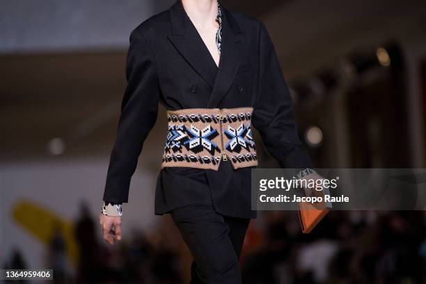 Model walks the runway at the Etro fashion show during the Milan Men's Fashion Week - Fall/Winter 2022/2023 on January 16, 2022 in Milan, Italy.