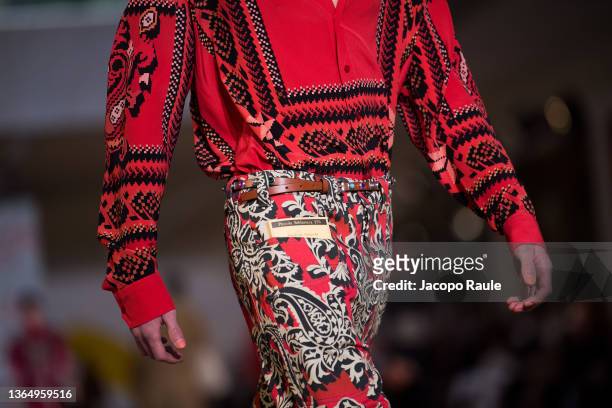 Model walks the runway at the Etro fashion show during the Milan Men's Fashion Week - Fall/Winter 2022/2023 on January 16, 2022 in Milan, Italy.