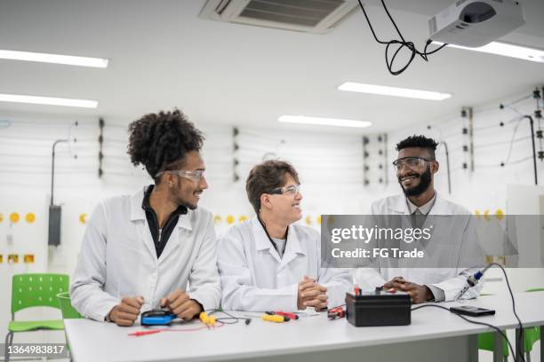 University Electrical Lab 101 College Of Electrical And Mechanical Engineering Stock Photos, High ...