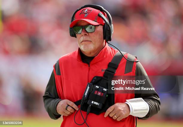 Head coach Bruce Arians of the Tampa Bay Buccaneers looks on against the Philadelphia Eagles during the first quarter in the NFC Wild Card Playoff...