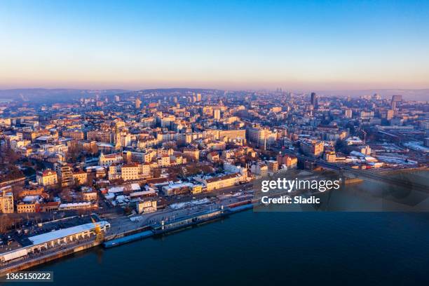 belgrade depuis les airs - serbie photos et images de collection