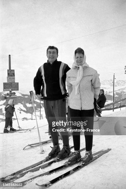 Suzy Delair faisant du ski à Megève, le 28 janvier 1961.