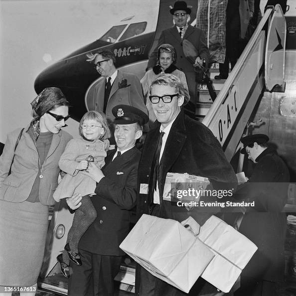 Sian Rivers Actor British actor Peter O'Toole with his wife, actress Siân Phillips and ...