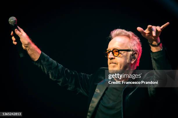 Robert Tozzi 767 Umberto Tozzi Photos & High Res Pictures - Getty Images