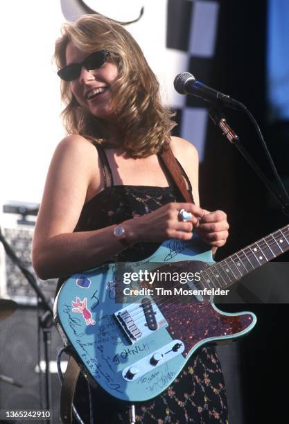 Susan Tedeschi performs at Shoreline Amphitheatre on September 19, 1999 in Mountain View, California.
