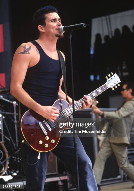 Mark McGrath of Sugar Ray performs during Live 105's BFD at Shoreline Amphitheatre on June 18, 1999 in Mountain View, California.