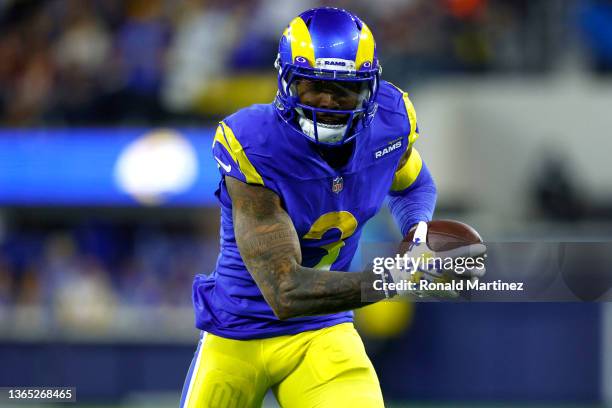 Odell Beckham Jr. #3 of the Los Angeles Rams runs with the ball in the second quarter of the game against the Arizona Cardinals in the NFC Wild Card...