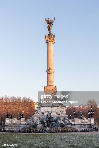 girondins monument at the place des quinconces - bordeaux square stock pictures, royalty-free photos & images