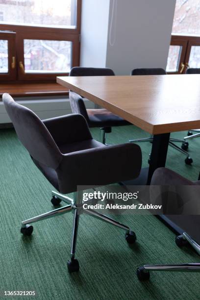 Office Cubicle Isolated Photos and Premium High Res Pictures - Getty Images