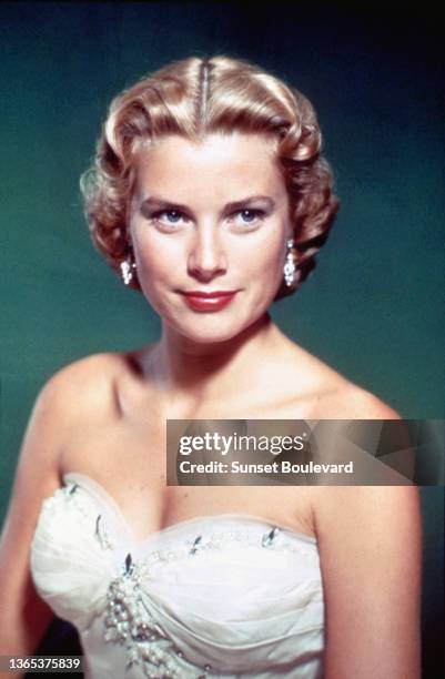 American actress Grace Kelly on the set of the movie Dial M for Murder directed and produced by British Alfred Hitchcock.