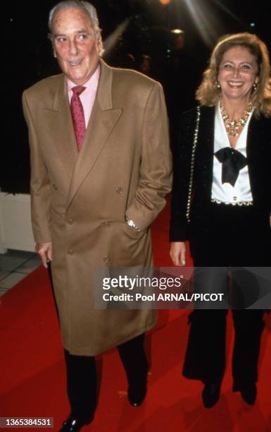 José Luis de Vilallonga et son épouse, Syliane Stella, en 1994, à Paris.