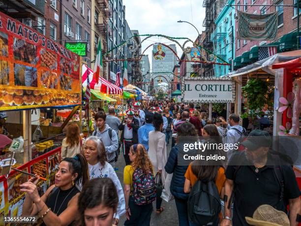 san gennaro festival in the little italy, nyc - mulberry street stock pictures, royalty-free photos & images