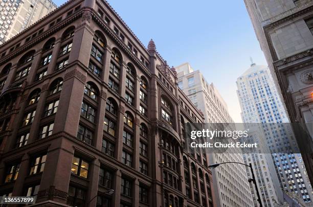 chicago rookery building and board of trade. - rookery chicago 個照片及圖片檔