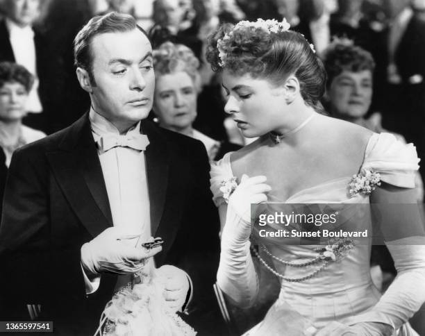 Charles Boyer and Ingrid Bergman on the set of "Gaslight" directed by George Cukor.