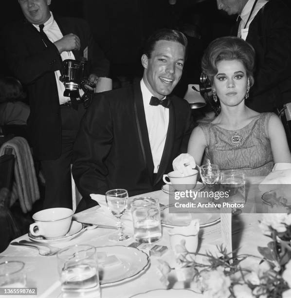 Actors Richard Chamberlain and Jane Fonda at the 15th Primetime Emmy Awards at the Hollywood Palladium in Los Angeles, USA, 26th May 1963.