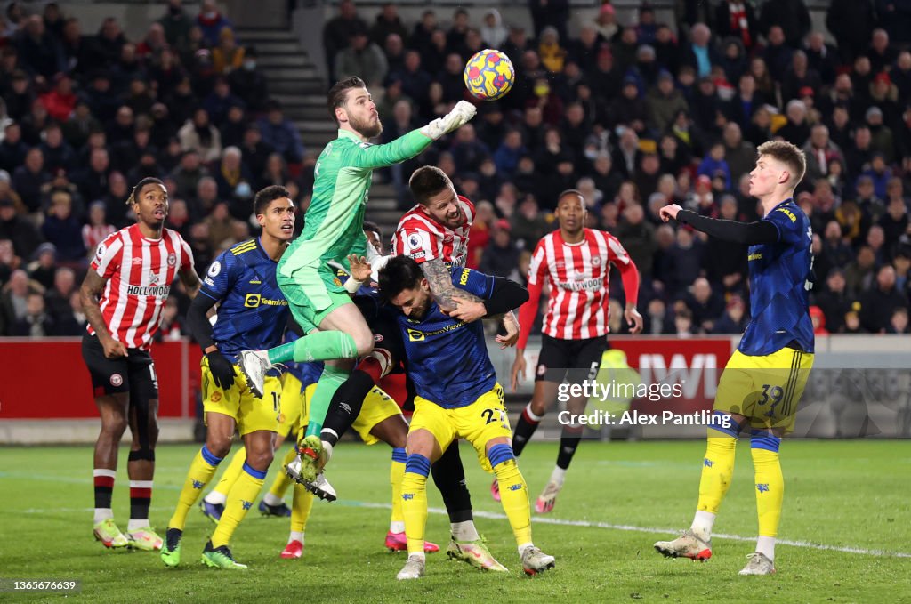 Brentford v Manchester United - Premier League