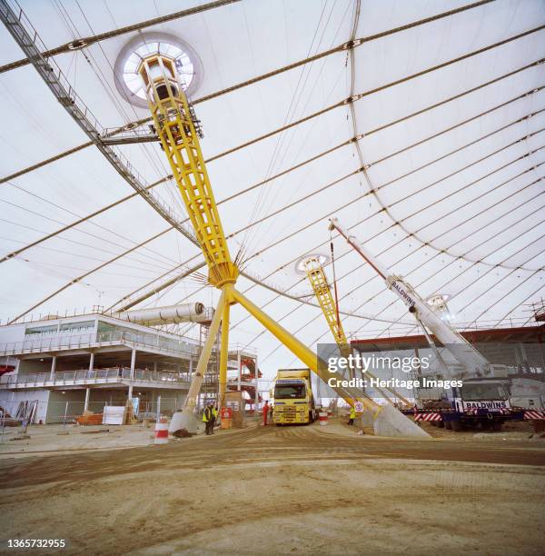 Quadrapod Photos and Premium High Res Pictures - Getty Images