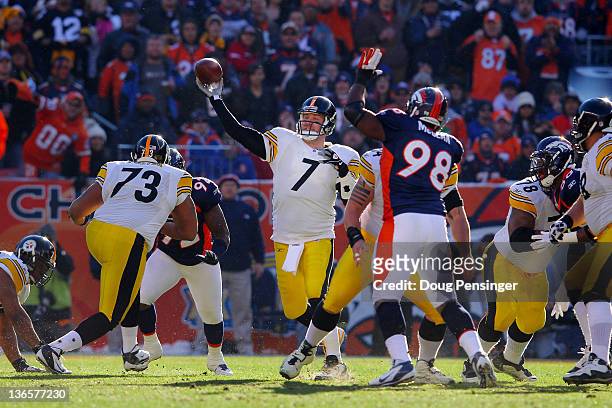 Ben Roethlisberger of the Pittsburgh Steelers throws ball against the Denver Broncos during the AFC Wild Card Playoff game at Sports Authority Field...
