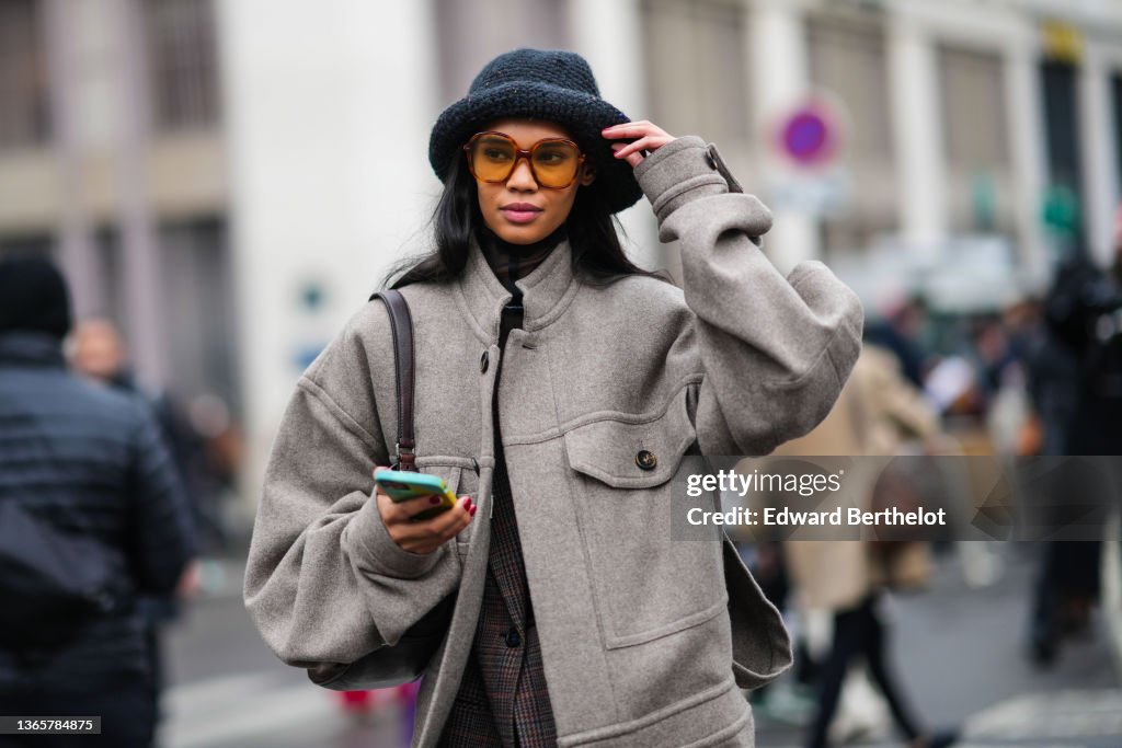 Street Style Day Two - Paris Fashion Week - Menswear F/W 2022-2023