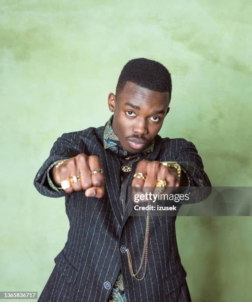 Slug God Rapper Slug Rapper Fotografías e imágenes de stock - Getty Images