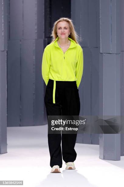 Model walks the runway during the Rains Menswear Fall/Winter 2022-2023 show as part of Paris Fashion Week on January 20, 2022 in Paris, France.