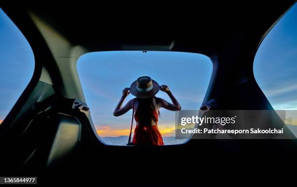 edge of the sea - car interior sunset stock pictures, royalty-free photos & images