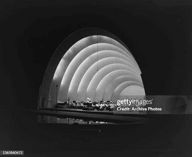 Concert at the Hollywood Bowl in Los Angeles, California, USA, circa 1950.