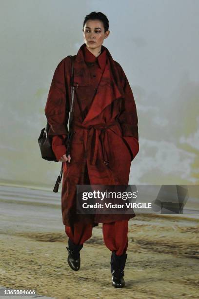 Model walks the runway during the Lemaire Ready to Wear Fall/Winter 2022-2023 fashion show as part of the Paris Men Fashion Week on January 19, 2022...