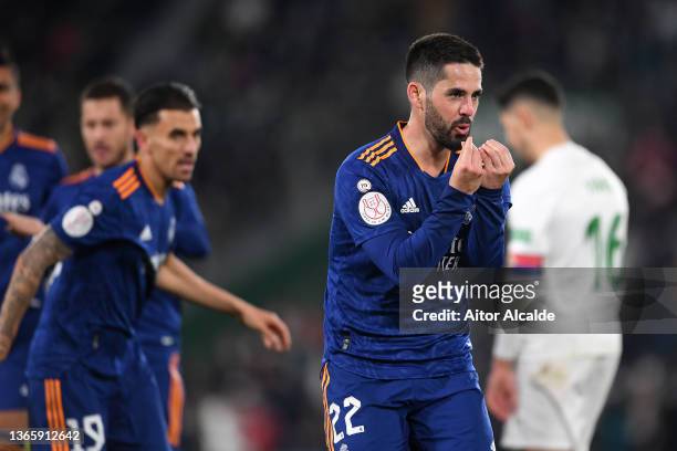 Isco of Real Madrid celebrates scoring during the Copa Del Rey match between Elche and Real Madrid at Estadio Martinez Valero on January 20, 2022 in...