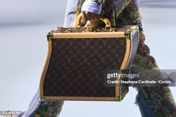 1,387 Louis Vuitton Luggage Stock Photos, High-Res Pictures, and Images -  Getty Images