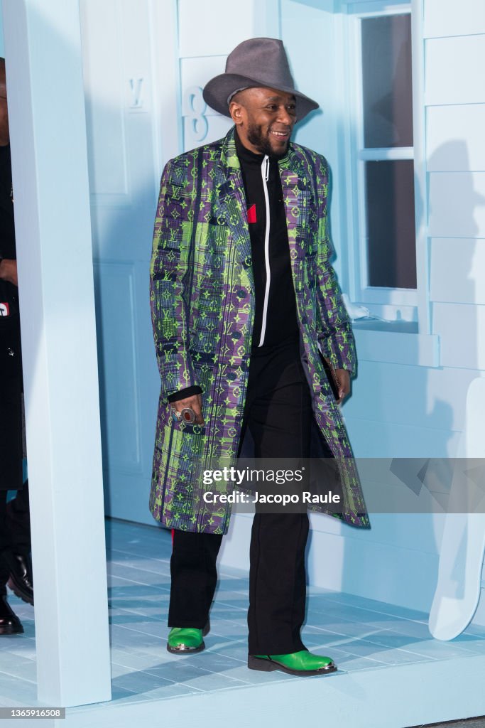 Yasiin Bey attends the Louis Vuitton Fall/Winter 2022/2023 show as News  Photo - Getty Images