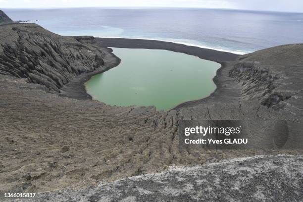Volcan Hunga Tonga le 20 aout 2018.