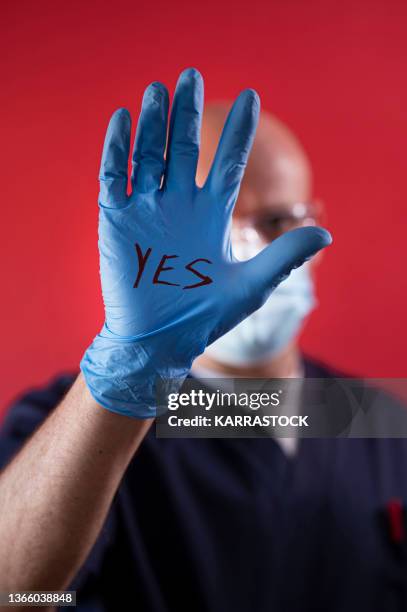 Yes Doctor In 67 Yes Vaccine Stock Photos, High-Res Pictures, and Images - Getty Images