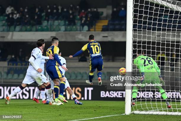 Gianluca Caprari of Hellas Verona scores the 1-1 goal during the Serie A match between Hellas and Bologna FC at Stadio Marcantonio Bentegodi on...