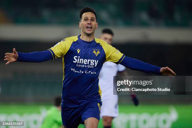 Nikola Kalinic of Hellas Verona FC celebrates after scoring his team's second goal during the Serie A match between Hellas Verona and Bologna at...