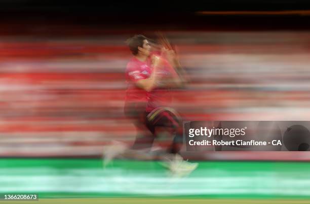 Sean Abbott of the Sydney Sixers bowls during the Men's Big Bash League match between the Perth Scorchers and the Sydney Sixers at Marvel Stadium, on...