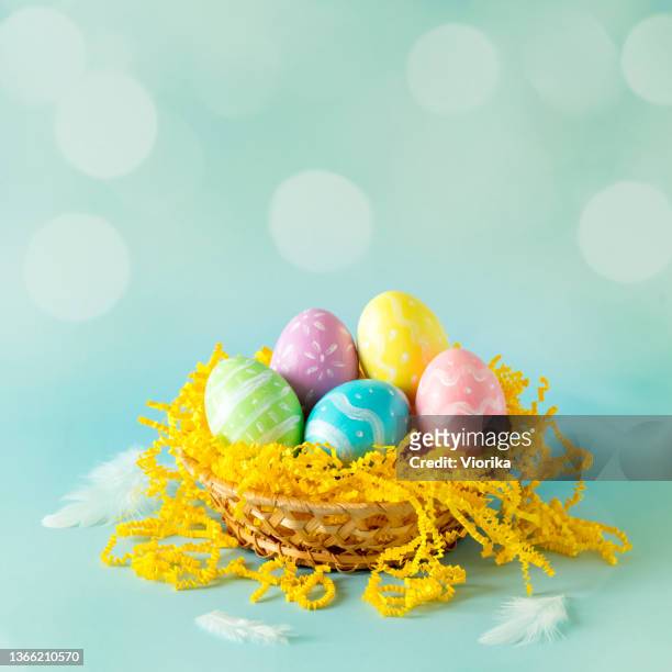 easter eggs with space for copy - spotted egg stock pictures, royalty-free photos & images