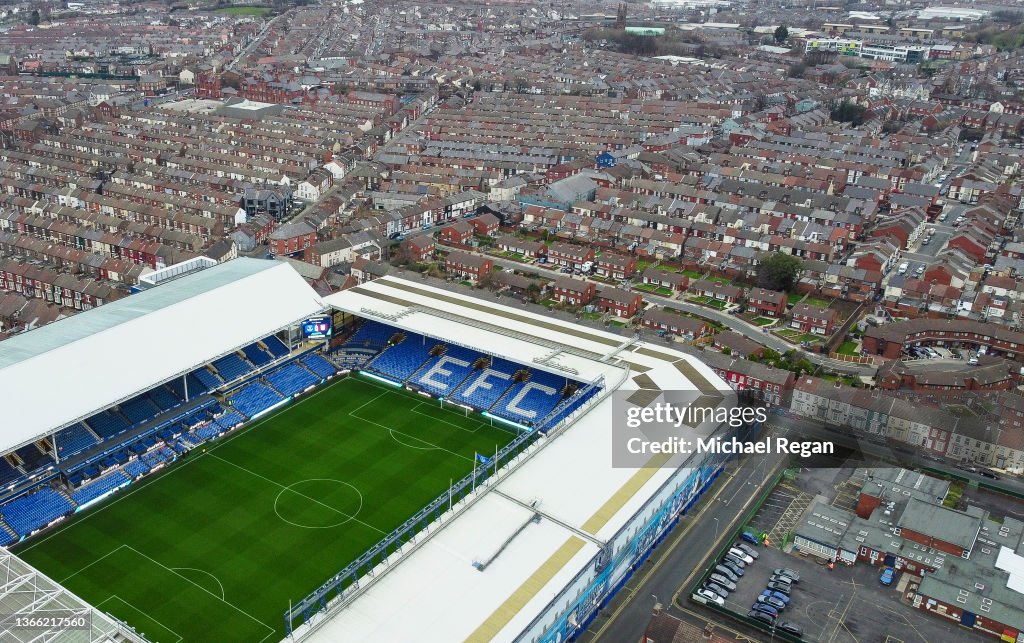 Everton v Aston Villa - Premier League