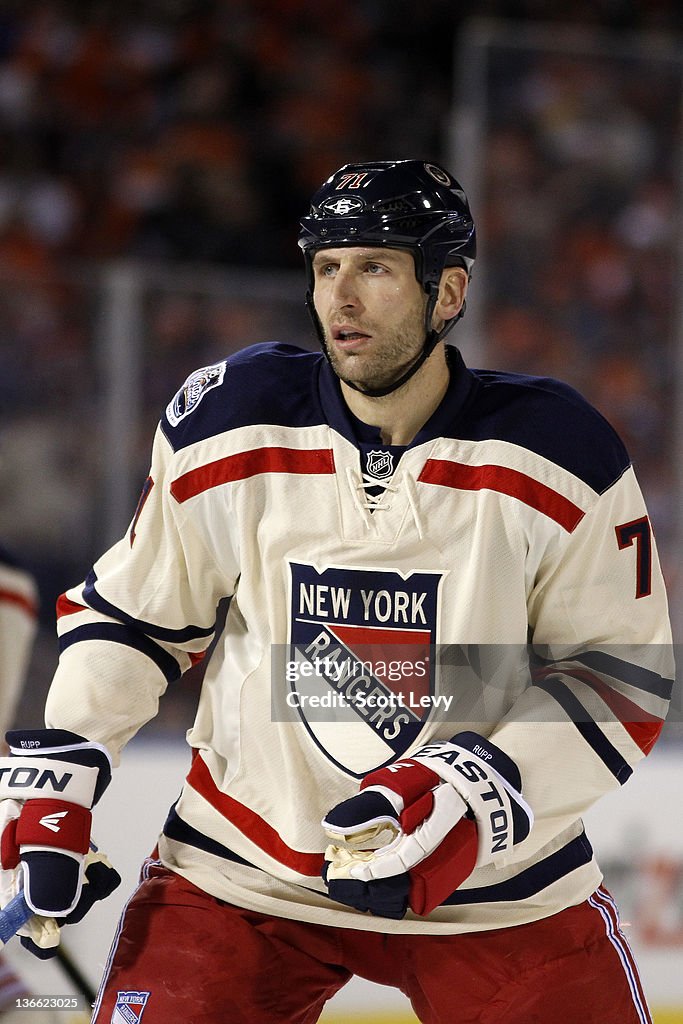 2012 Bridgestone NHL Winter Classic - New York Rangers v Philadelphia Flyers
