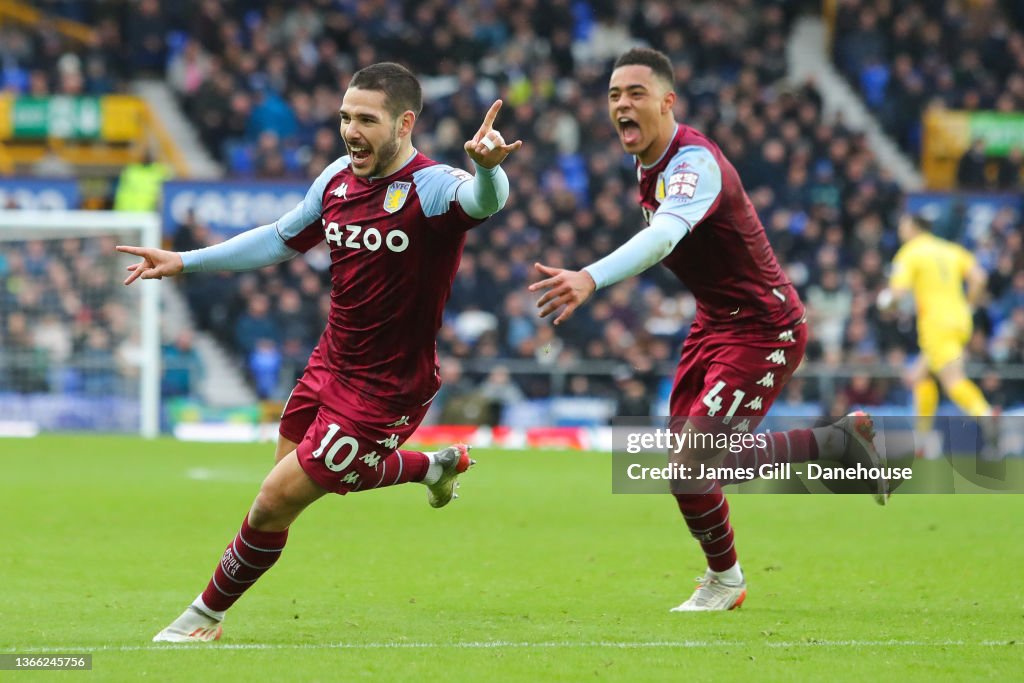 Everton v Aston Villa - Premier League