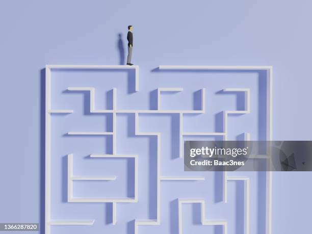 finding the right way - indecision ストックフォトと画像