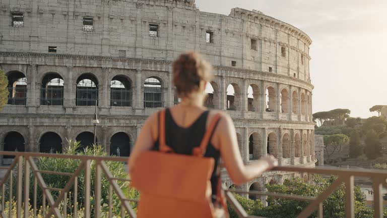https://media.gettyimages.com/id/1366293896/video/tourist-woman-in-rome-by-the-coliseum-vacations-in-italy.jpg?b=1&s=640x640&k=20&c=0C0w6QKCk_X5cg8324fa5DvXcgnXxJExFjeNChtlWrU=